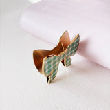 JOURNAL CLIP | Green Checkered Bow | Reading In Nature