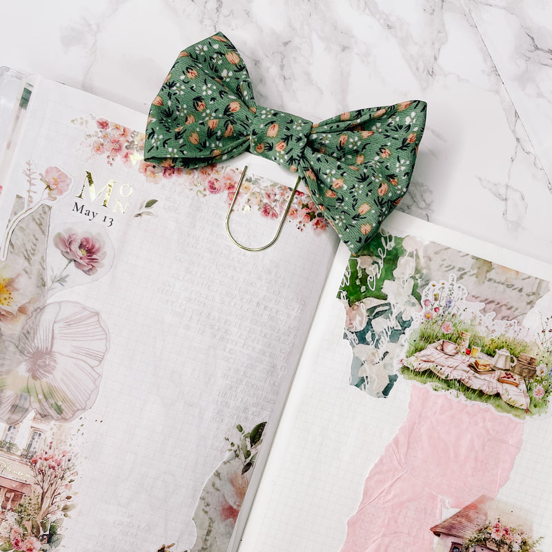 BOW PLANNER CLIP | FLORAL PRINT DESIGN | GREEN |