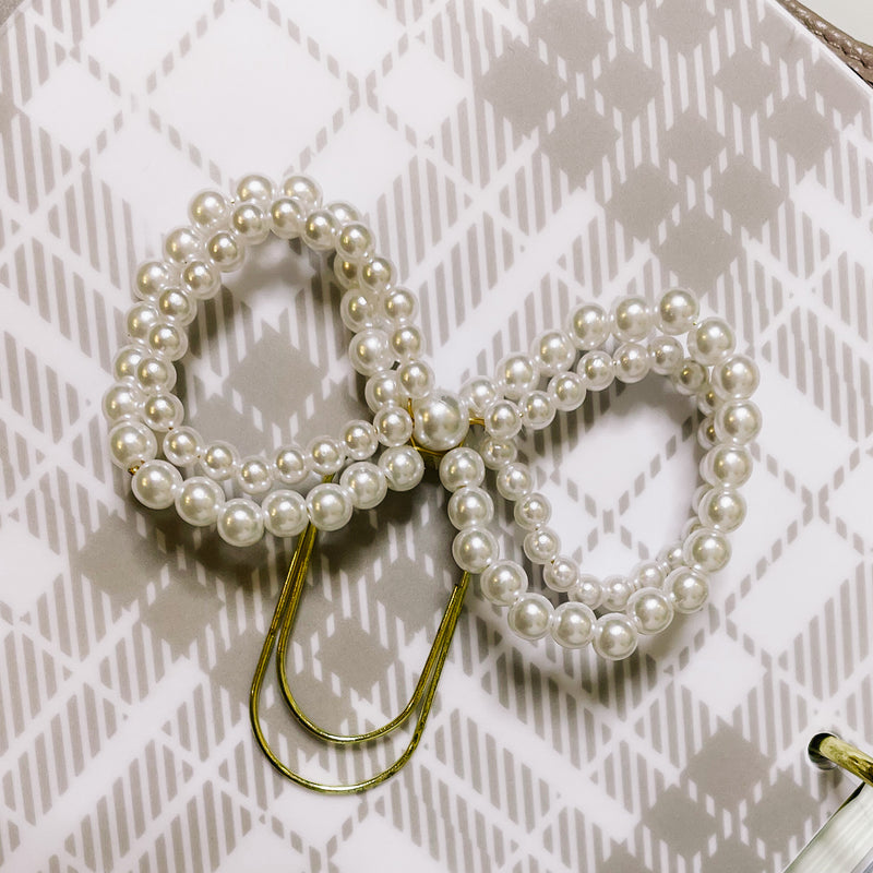 BEADED PEARL BOW SHAPE CLIP